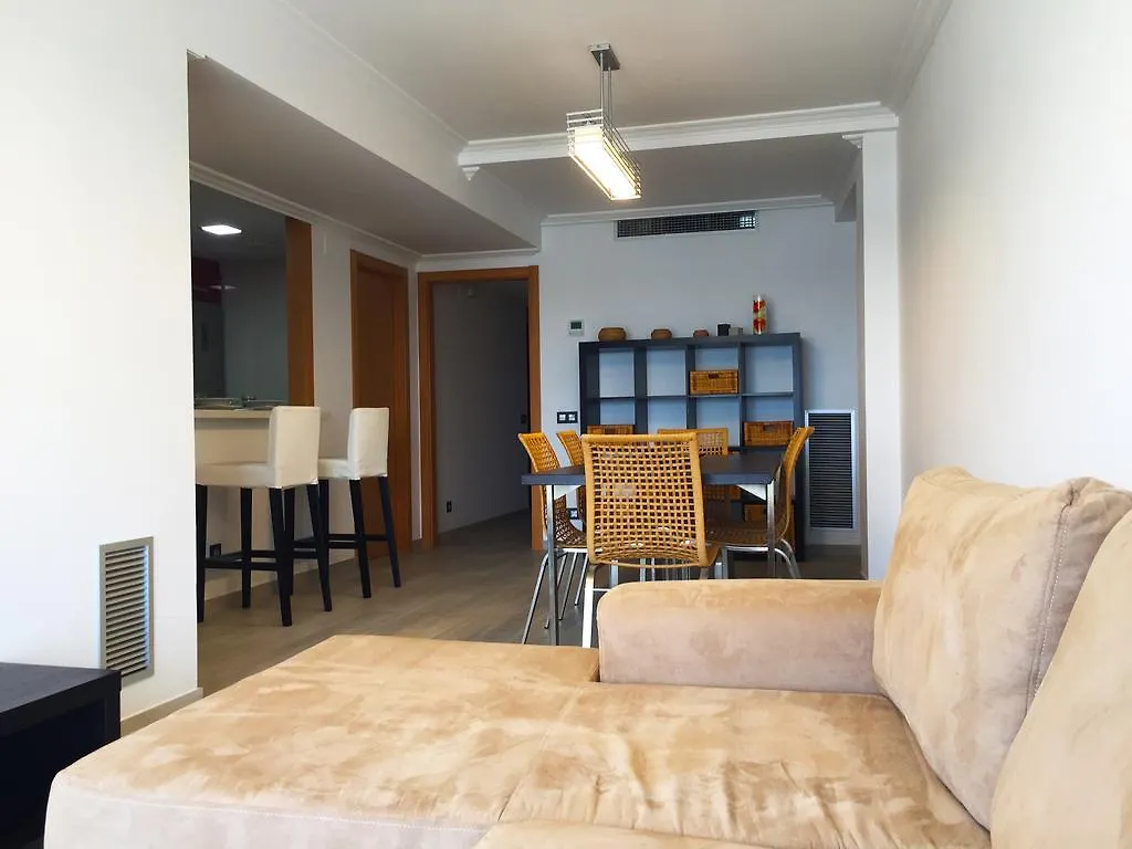 شقة La Torre Oceanside كامبريلس