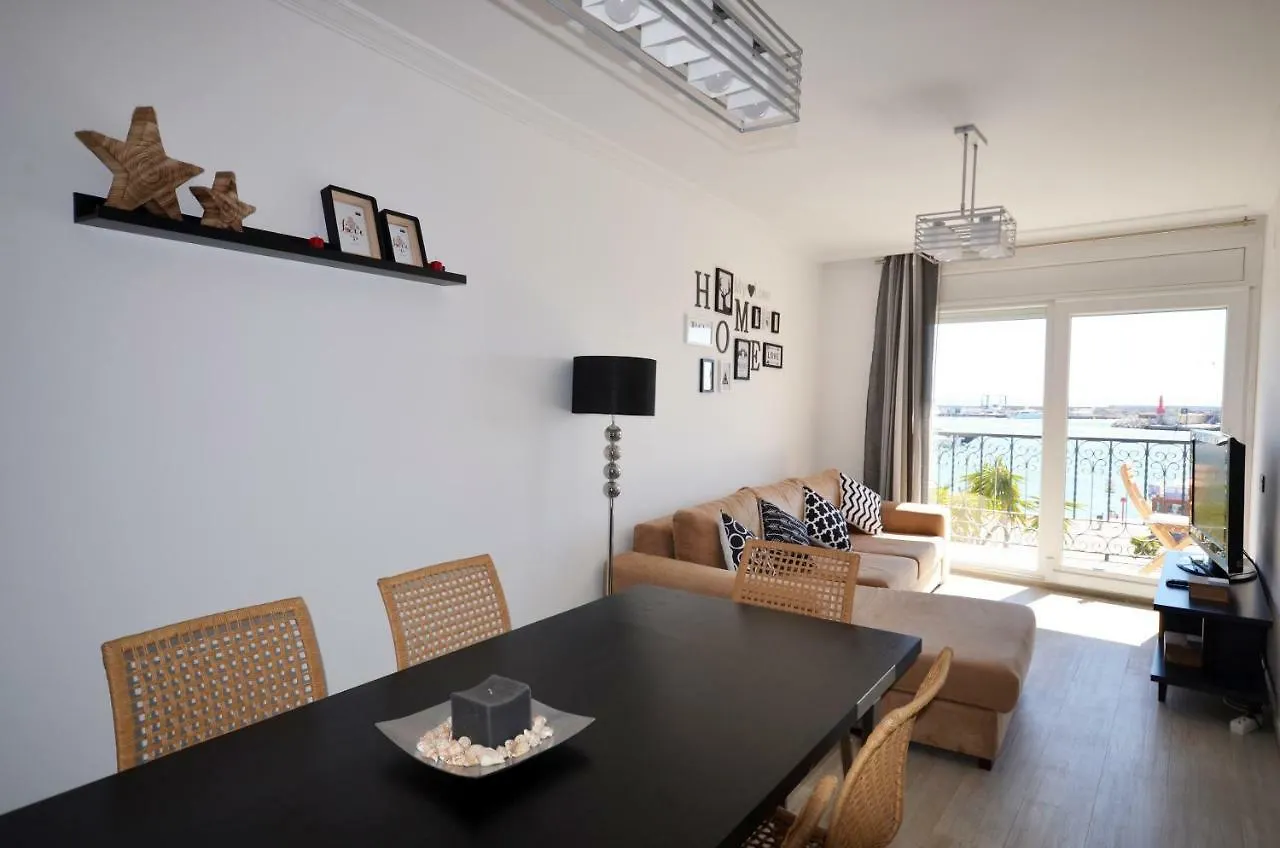 شقة La Torre Oceanside كامبريلس